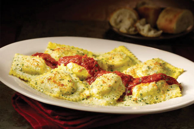 Maggiano&#39;s | St Louis, MO | St Louis Restaurants | St Louis Dining