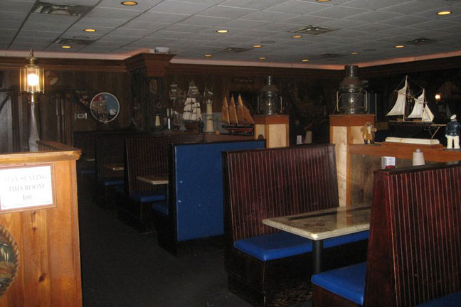 Blackbeards Inn Restaurant & Lounge