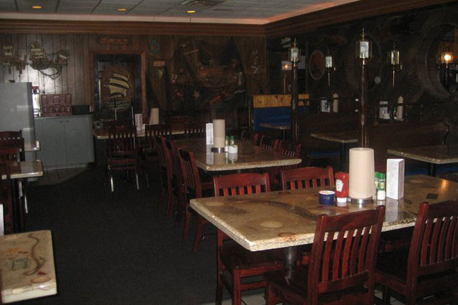 Blackbeards Inn Restaurant & Lounge