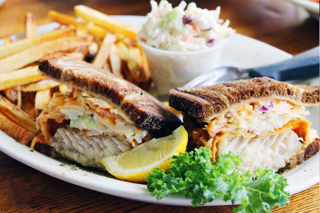 Pinchers Crab Shack (Ft Myers Beach)