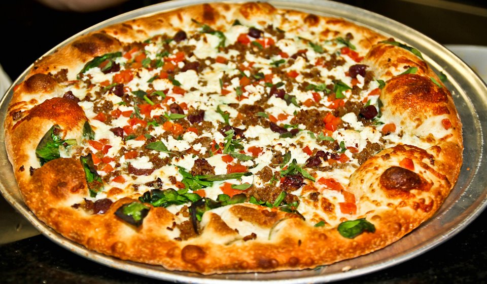 Slyce Pizza Bar (Madeira Beach)