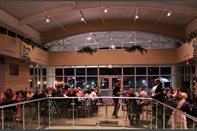 Hangar Restaurant & Flight Lounge