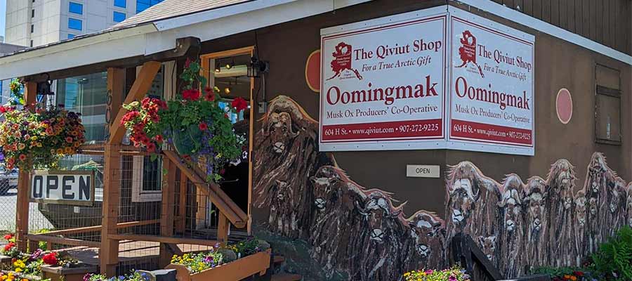 Oomingmak - Musk Ox Producers' Co-Op