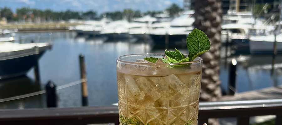 Fathoms Restaurant & Bar