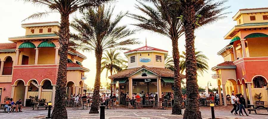 Fathoms Restaurant & Bar