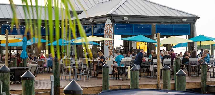 Snug Harbor Waterfront Restaurant (Ft Myers Beach)