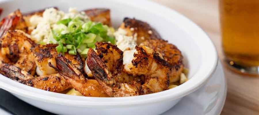 Snug Harbor Waterfront Restaurant (Ft Myers Beach)