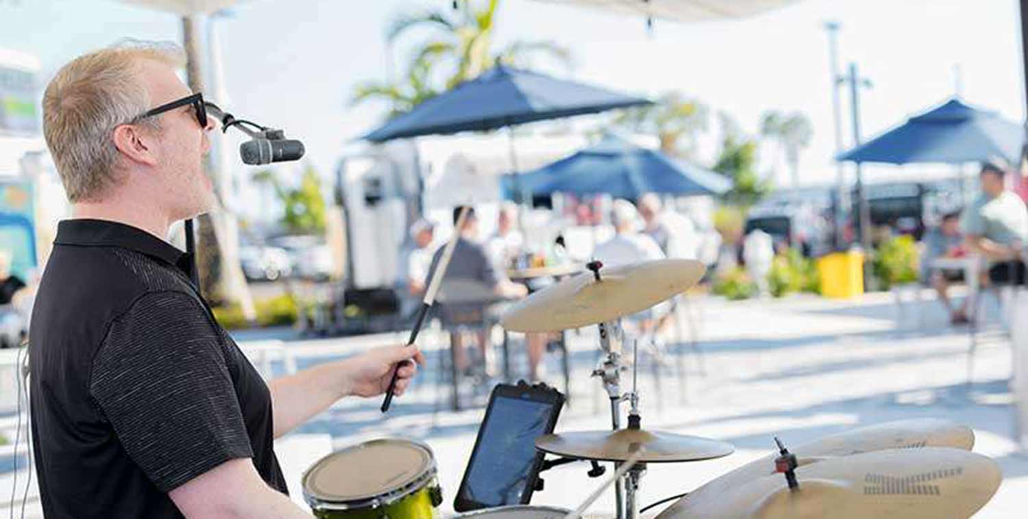 Slipaway Food Truck Park & Marina