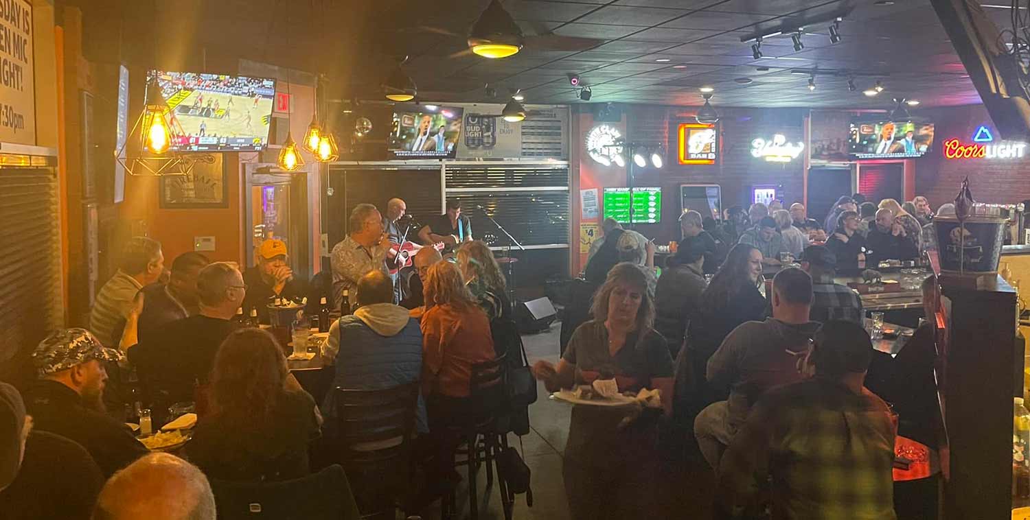 B Squared Bar & Grill