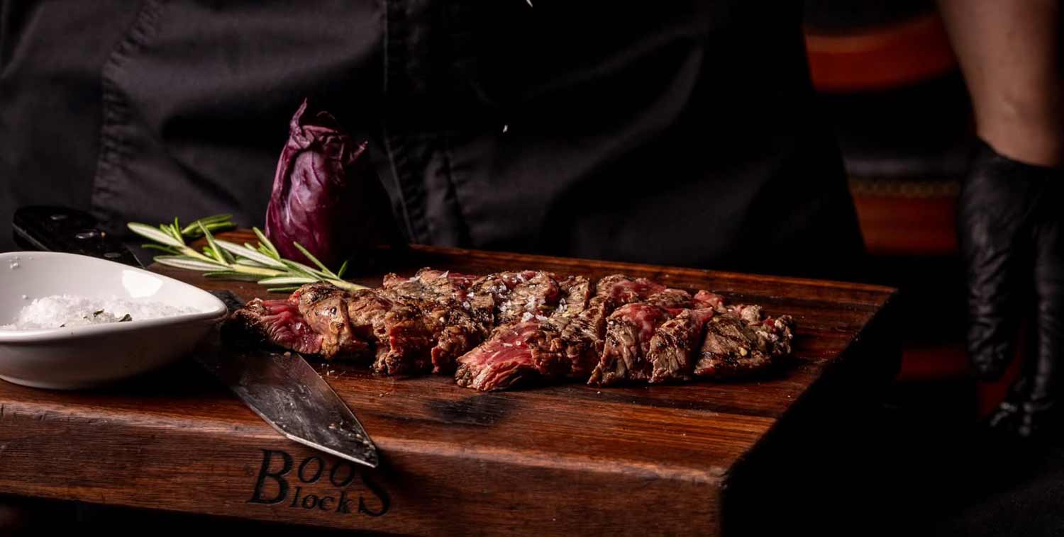 Mo's A Place For Steaks